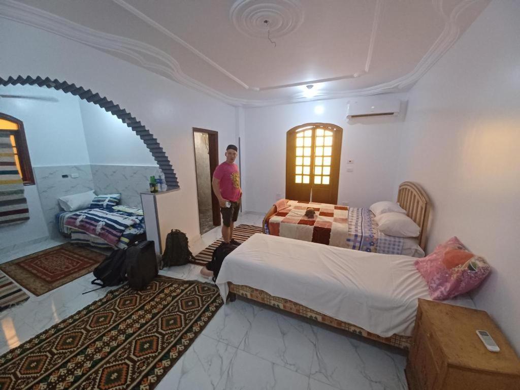 One Love Guesthouse & Restaurant Luxor Exterior foto